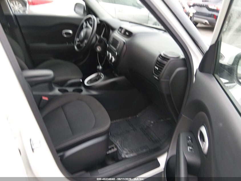 2017 KIA SOUL auction photo 5