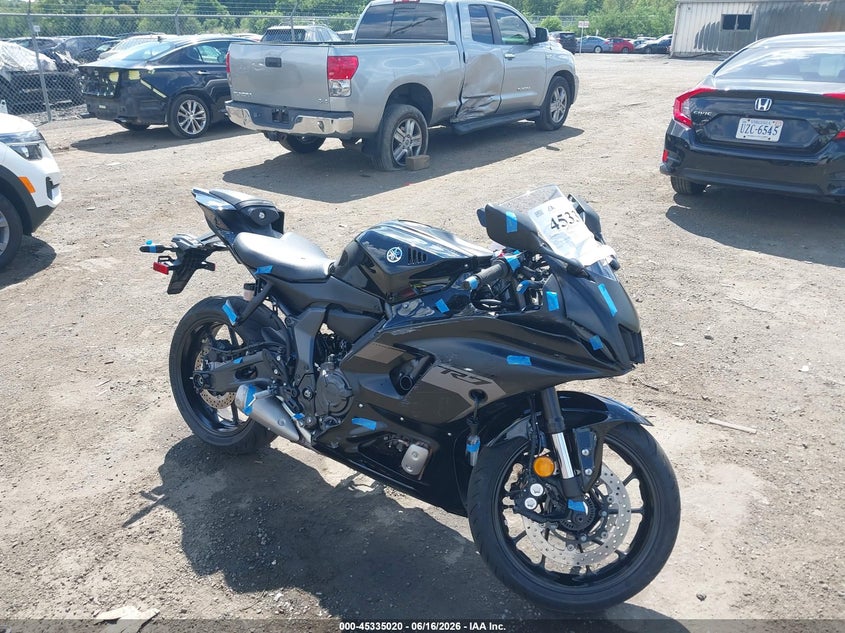 2025 Yamaha Yzfr7