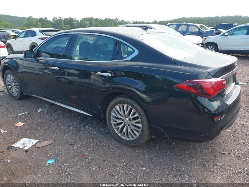 2015 INFINITI Q70L auction photo 3