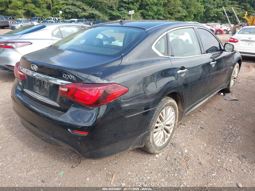 2015 INFINITI Q70L auction photo 4