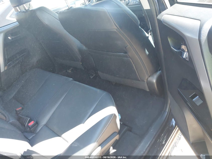 TOYOTA RAV4 - zdjęcie 8