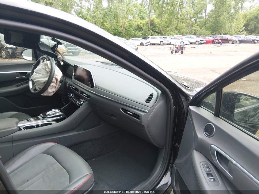 2021 HYUNDAI SONATA auction photo 5