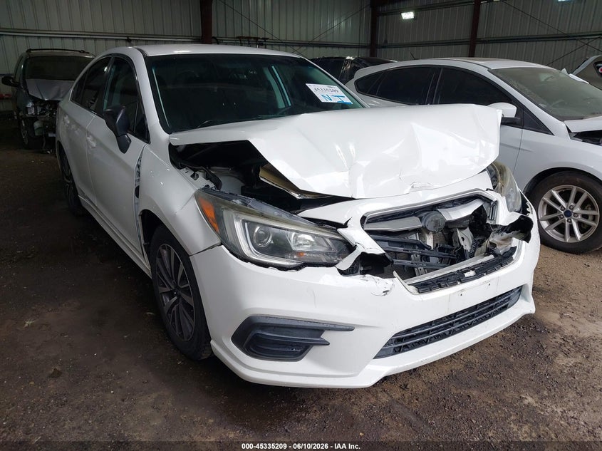 Vin: 4s3bnab6xj3017759, lot: 45833145, subaru legacy 2.5i 2018 img_1