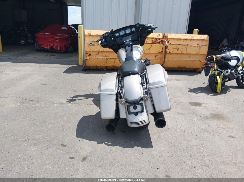 2018 Harley-Davidson Flhx Street Glide VIN: 1HD1KBC18JB614720 Lot: 45335224