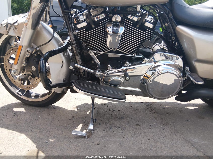 2018 Harley-Davidson Flhx Street Glide VIN: 1HD1KBC18JB614720 Lot: 45335224
