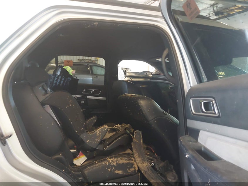 2017 FORD EXPLORER auction photo 8