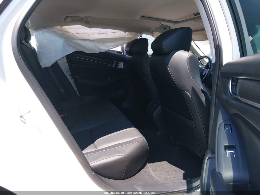 2018 HONDA ACCORD auction photo 8