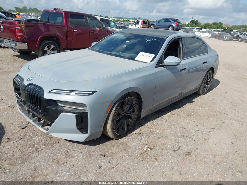 Vin: wba23eh08pcm54262, lot: 45833323, bmw 740 i 20232