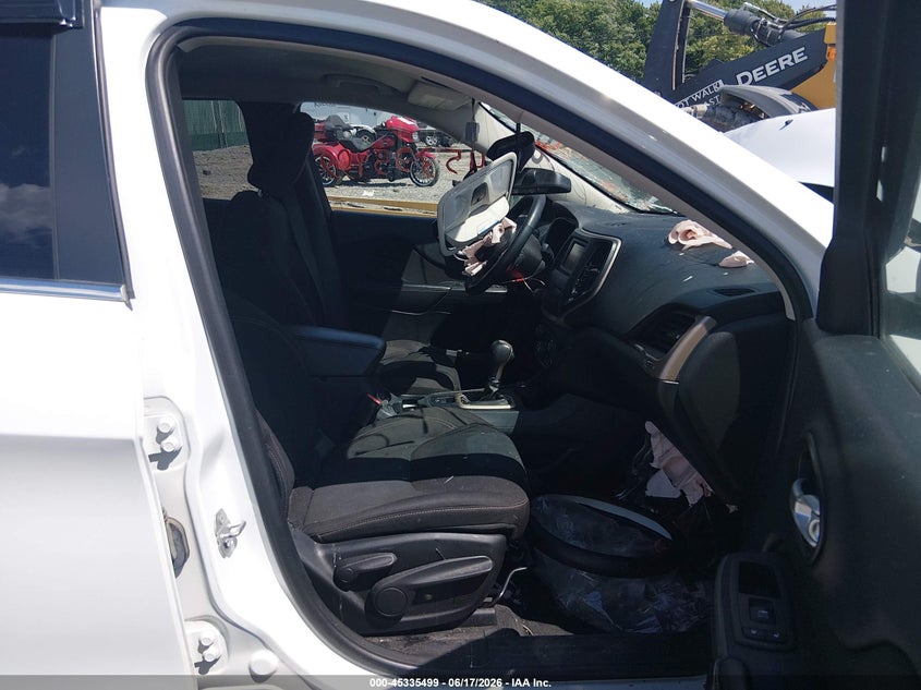 2015 JEEP CHEROKEE SPORT UTILITY VEHICLE 2.4L 4