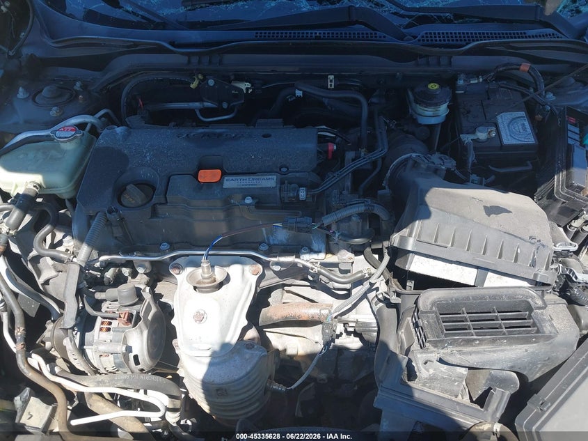 VIN 19XFC2F57JE011702 2018 HONDA CIVIC LX