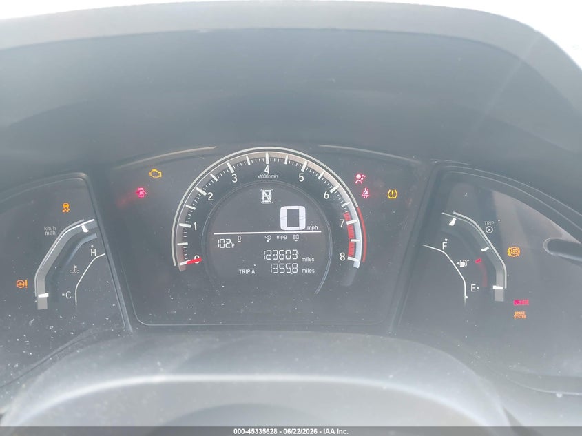 VIN 19XFC2F57JE011702 2018 HONDA CIVIC LX
