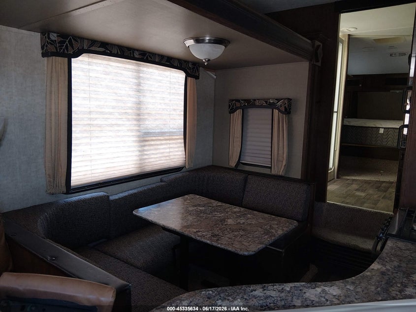 2016 KEYSTONE RV HIDEOUT auction photo 8