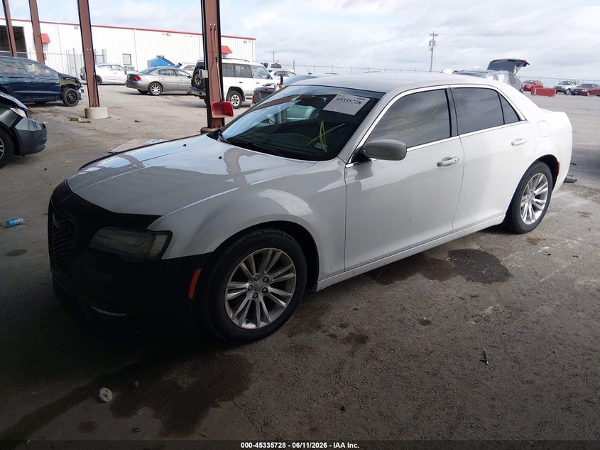 Vin: 2c3ccaag8jh249508, lot: 45833665, chrysler 300 touring 20182