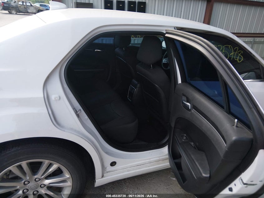 2018 CHRYSLER 300 TOURING · Фото 8