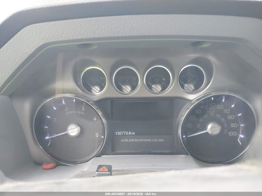 2015 FORD F-250 auction photo 7