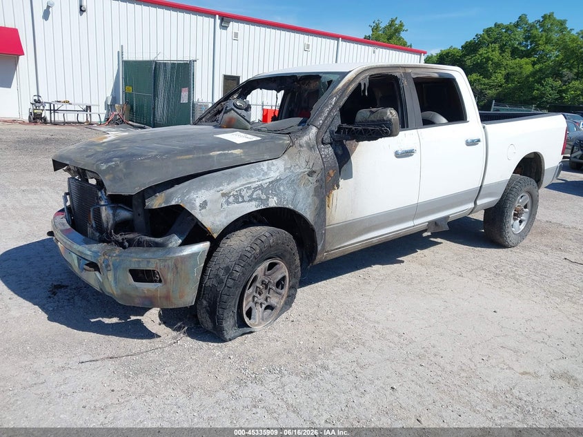 Vin: 3c6ud5fl1cg106100, lot: 45833845, ram 2500 laramie 20122