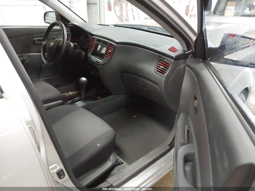 2008 KIA RIO auction photo 5