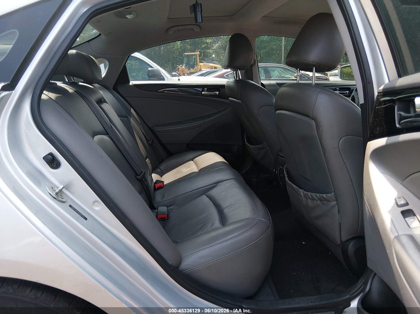 2013 HYUNDAI SONATA auction photo 8