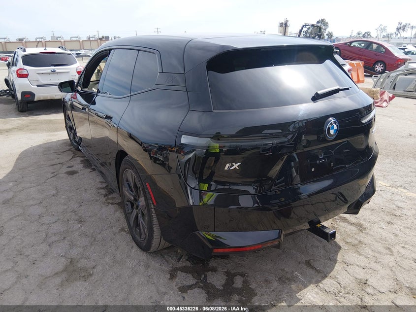 2024 BMW IX auction photo 3