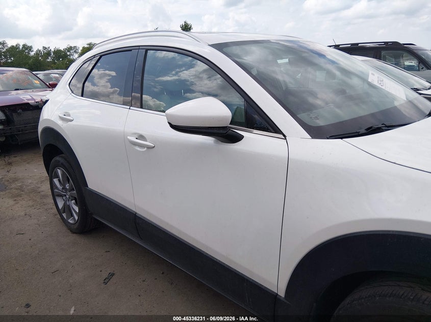 2022 MAZDA CX-30 PREMIUM — Photo 13