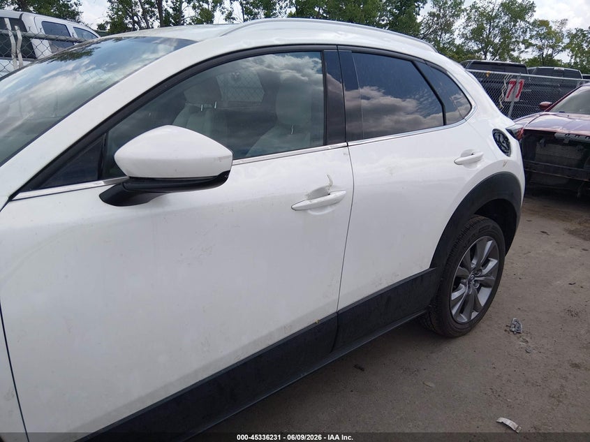 2022 MAZDA CX-30 PREMIUM — Photo 14