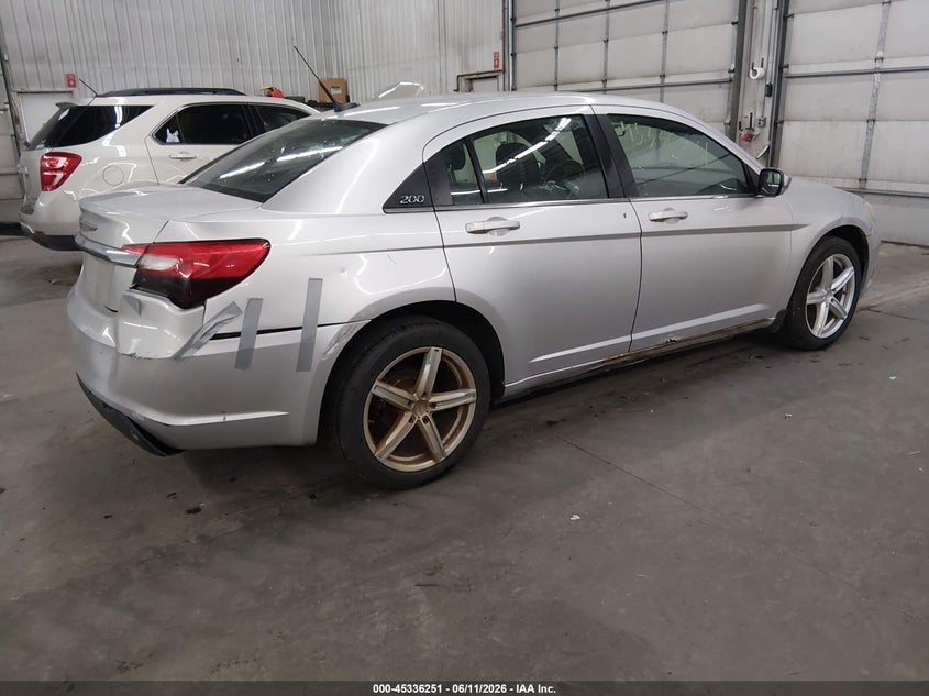 Vin: 1c3bc1fb7bn552314, lot: 45834187, chrysler 200 touring 20114
