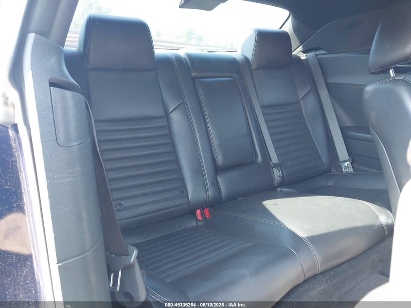 2013 DODGE CHALLENGER R/T PLUS · Photo 8