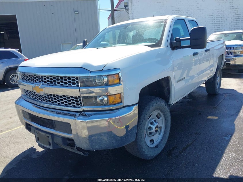 2019 CHEVROLET SILVERADO 2500HD auction photo 2