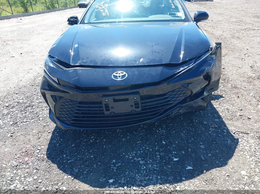 2025 TOYOTA CAMRY auction photo 6