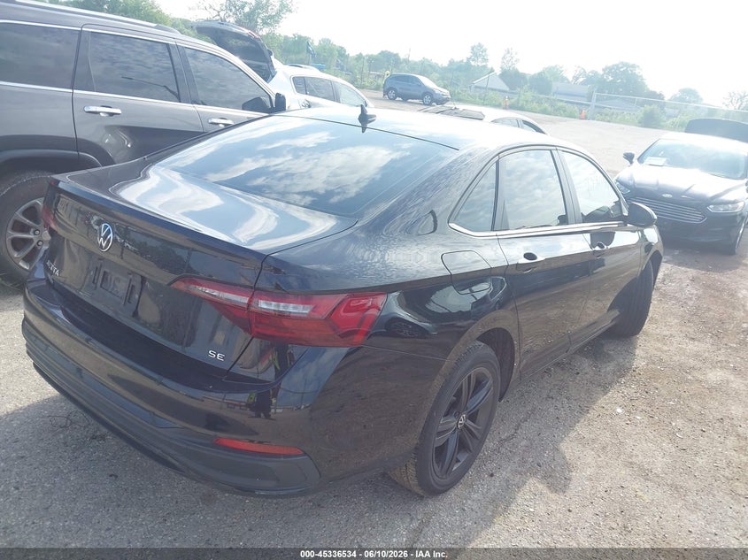 2024 VOLKSWAGEN JETTA auction photo 4