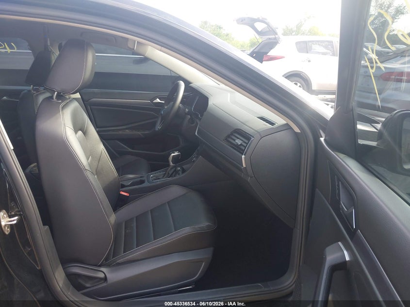 2024 VOLKSWAGEN JETTA auction photo 5