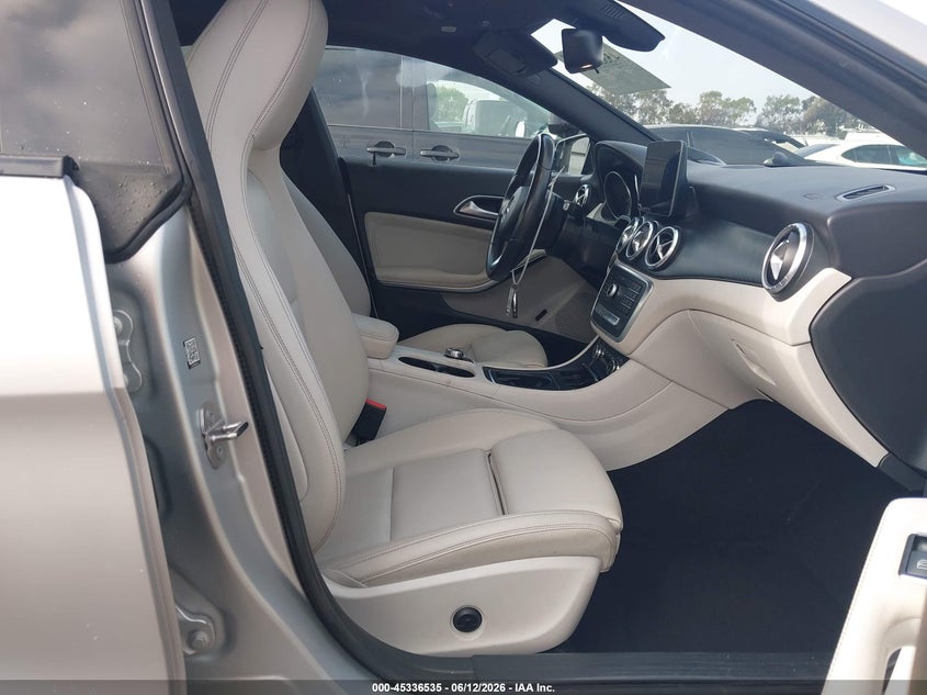 2018 MERCEDES-BENZ CLA 250 auction photo 5