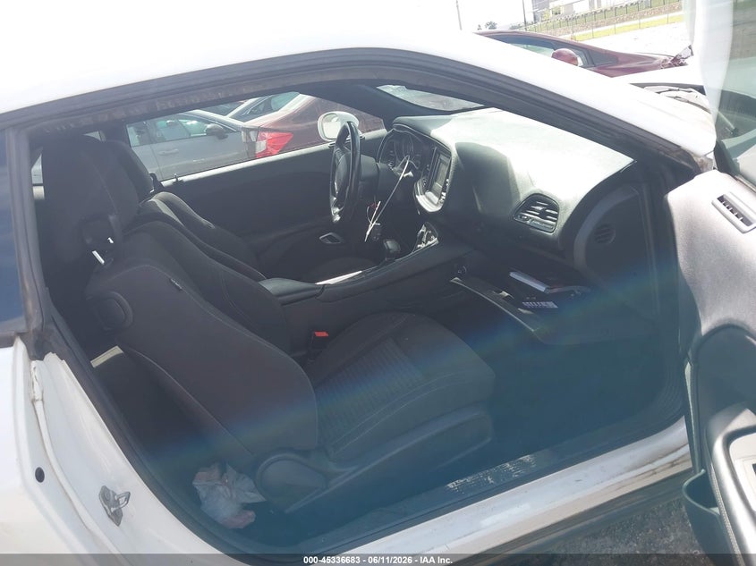 2016 DODGE CHALLENGER auction photo 5