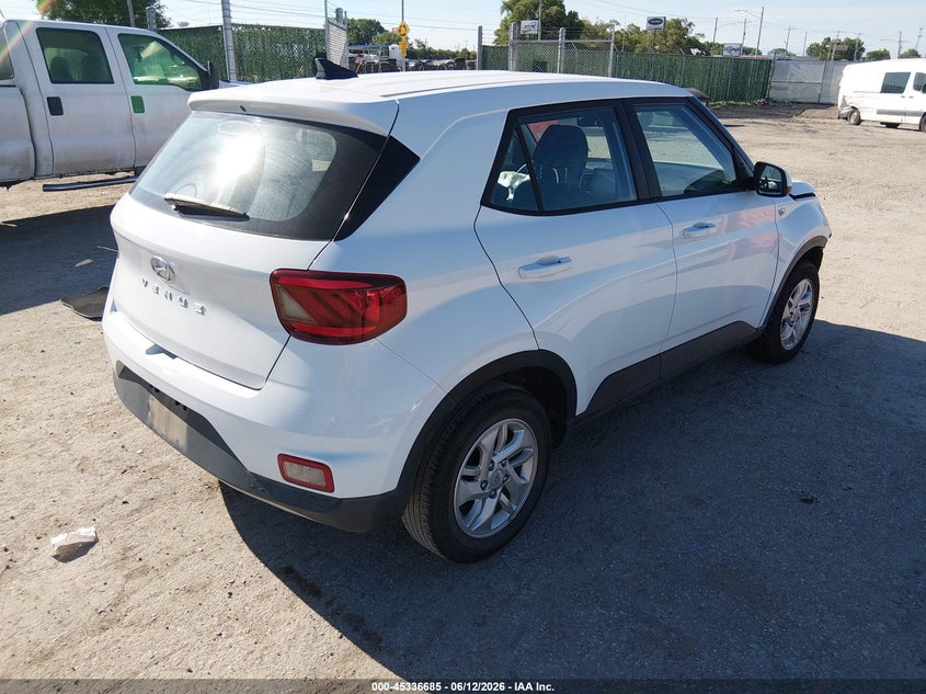 2021 HYUNDAI VENUE auction photo 4