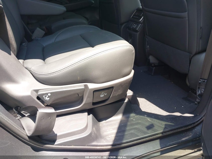 2026 Subaru Ascent Premium 7-Passenger VIN: 4S4WMABD4T3421402 Lot: 45336741