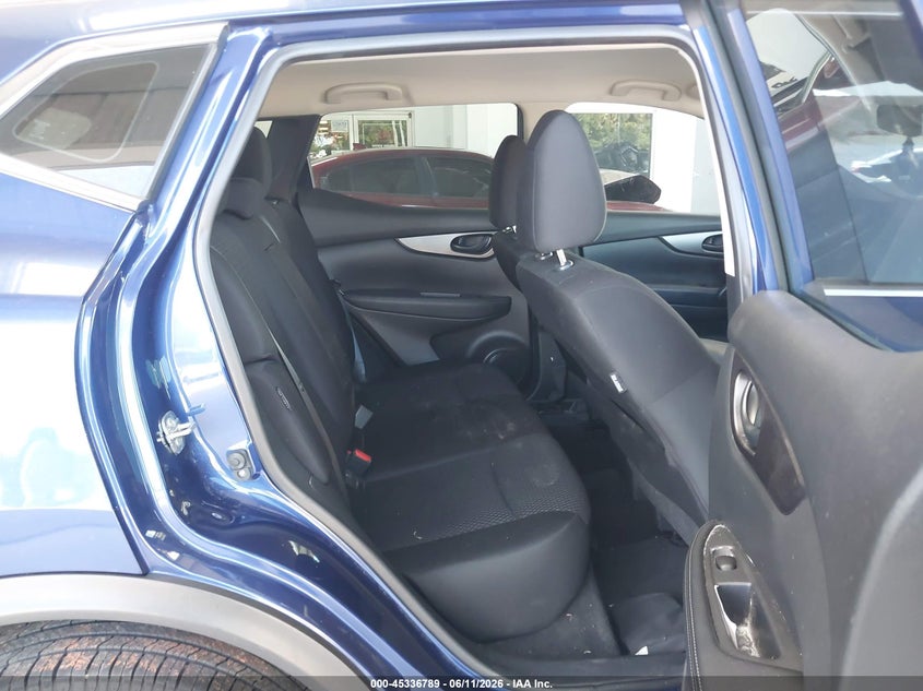 2020 NISSAN ROGUE SPORT auction photo 8