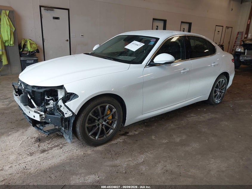 2017 ALFA ROMEO GIULIA auction photo 2