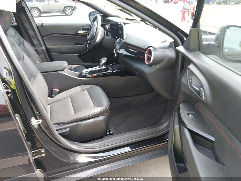 2024 CHEVROLET TRAX auction photo 5