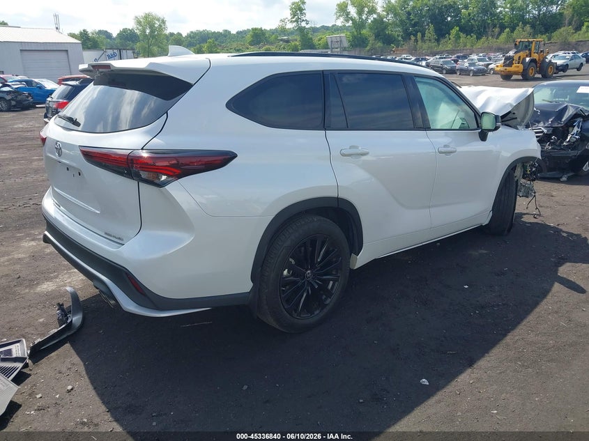2024 TOYOTA HIGHLANDER auction photo 4