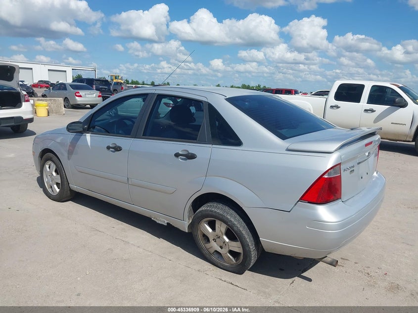 2005 FORD FOCUS auction photo 3