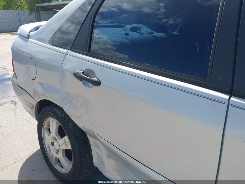 2005 FORD FOCUS auction photo 6