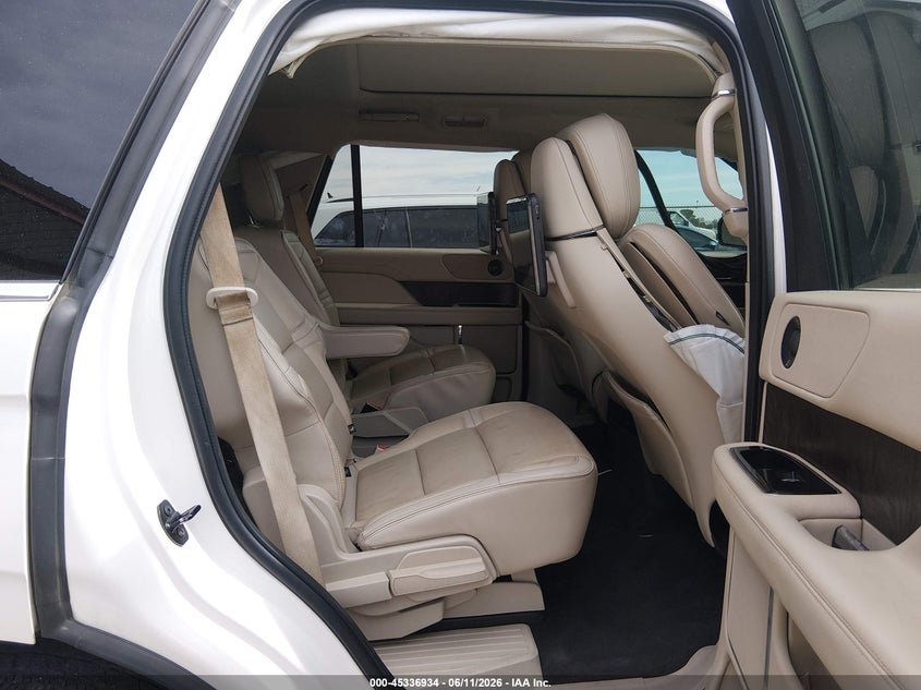 2019 Lincoln Navigator Select VIN: 5LMJJ2HT9KEL16362 Lot: 45336934