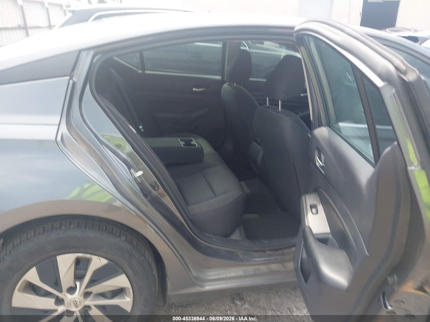 2022 NISSAN ALTIMA auction photo 8