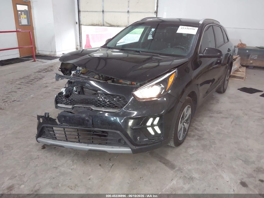 Vin: kndcb3lc9l5370577, lot: 45834932, kia niro lx 20202