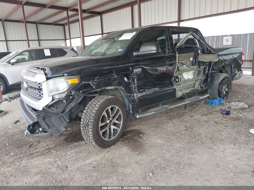 2018 TOYOTA TUNDRA auction photo 2