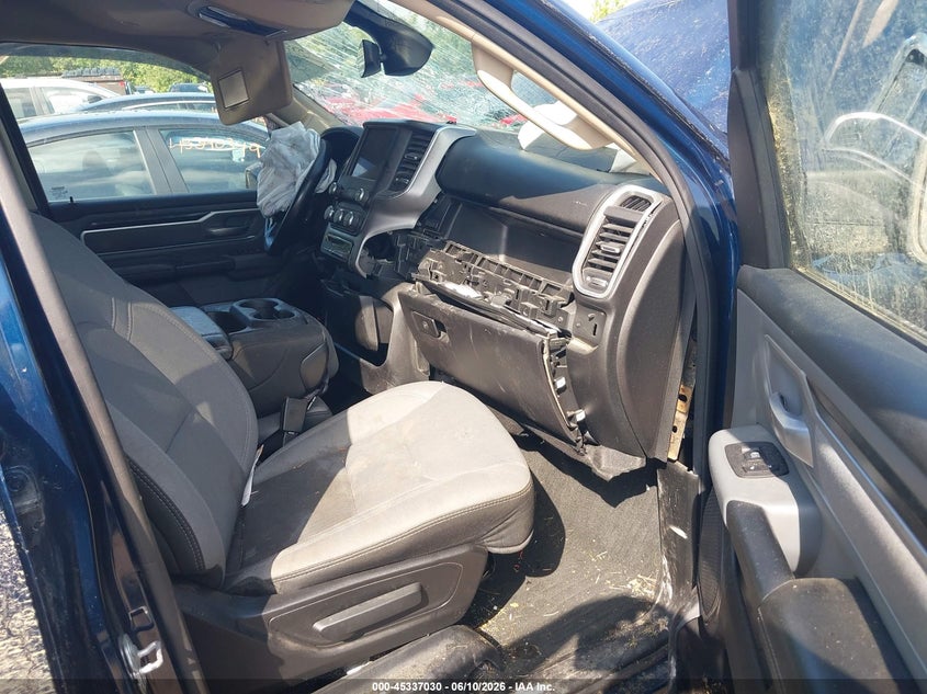 2019 RAM 1500 auction photo 5