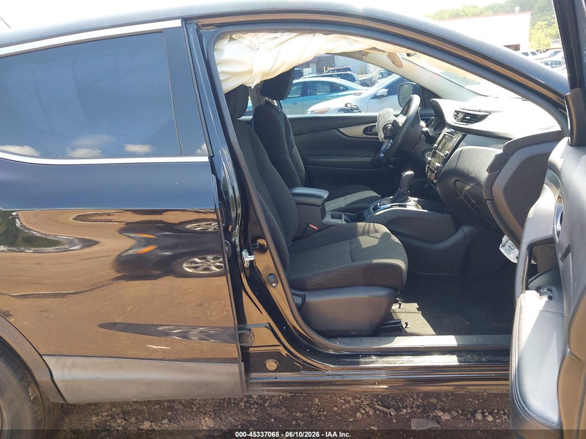 2020 NISSAN ROGUE SPORT auction photo 5
