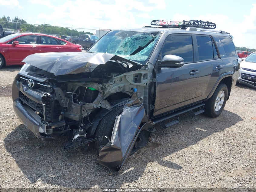 2021 TOYOTA 4RUNNER auction photo 2