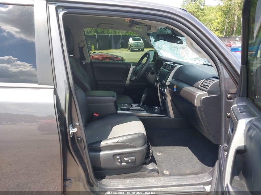2021 TOYOTA 4RUNNER auction photo 5