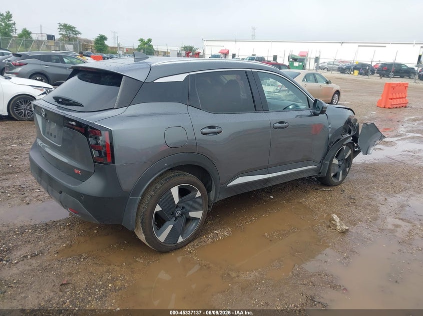 2025 NISSAN KICKS auction photo 4